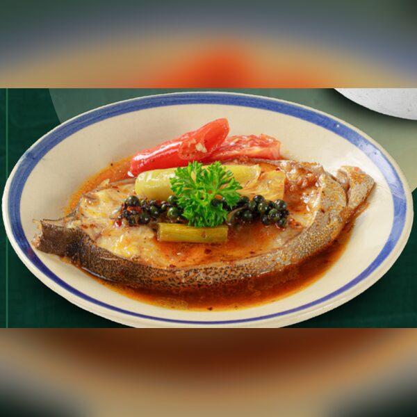 Cobia with Pineapple & Tomato