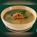Canh rau tập tàng nấu riêu cua
