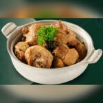 Gà kho tiêu
